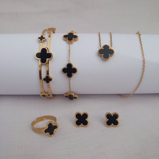 Stainless Steel Black Clover Full Set With Kara.